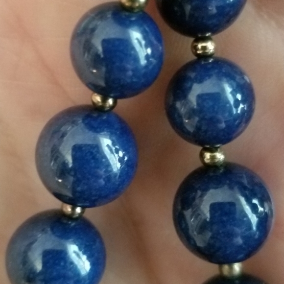 Vintage blue stone bead necklace gold tone Lapis Lazuli? Elegant boho - Picture 4 of 16
